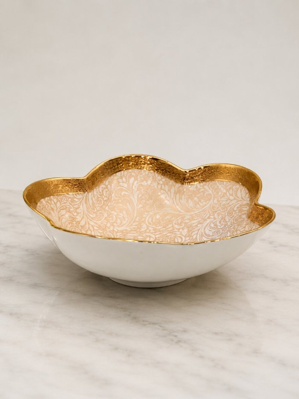 VTG L’Étoile Limoges Porcelain Bowl with 22K Gold Trim –Scalloped Floral -FRENCH